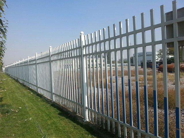 變壓器離隔離圍欄的安全距離