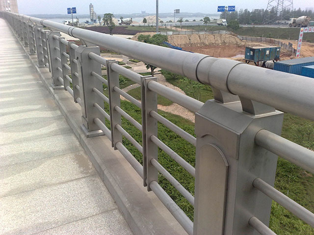 城市景觀河道護欄標準