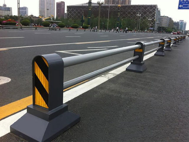 鄉(xiāng)村道路護(hù)欄規(guī)范