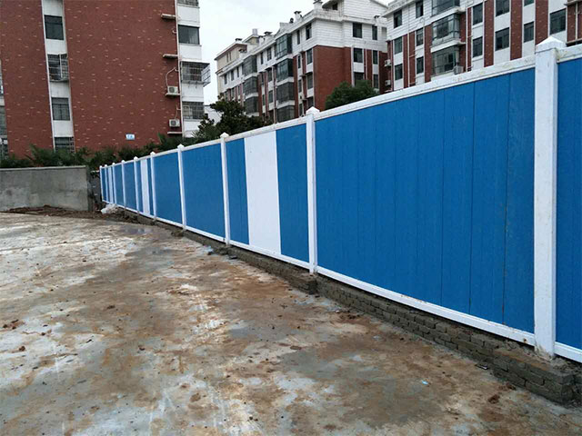 小區(qū)圍擋護欄工程