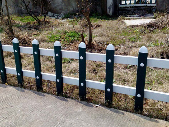 重慶萬(wàn)盛區(qū)花壇護(hù)欄