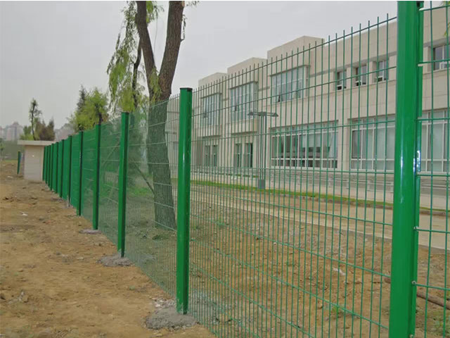 麗水建筑施工焊接網(wǎng)護欄制造廠