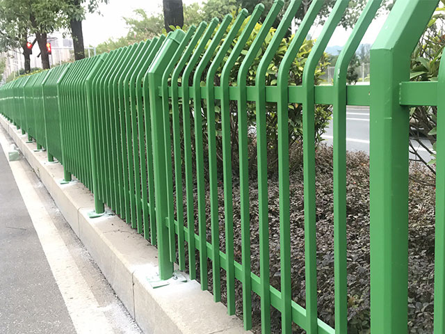 路邊綠化帶護(hù)欄