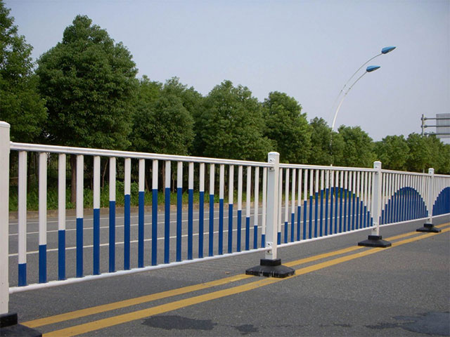 三門峽市政道路護欄
